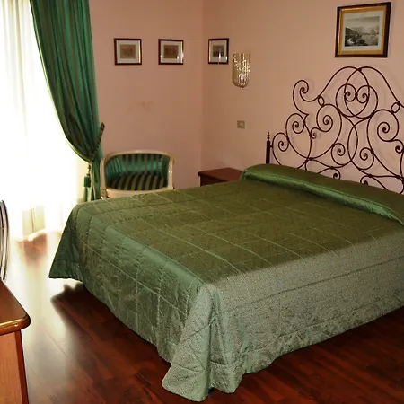 酒店 米兰斯佩兰莎奥拉克酒店 4*